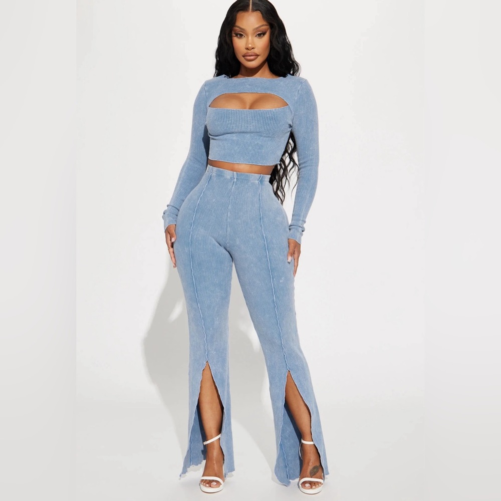 NWT Fashion Nova 2 Piece Set Heather Pant Wide Leg Pant & Crop Top Blue Size 2X